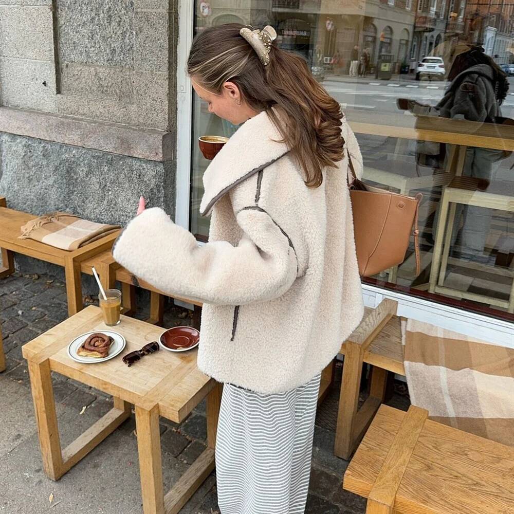 معطف نسائي جديد لشتاء 2025 بتص - مراجعة Winter Clothing Taiwan وسعره