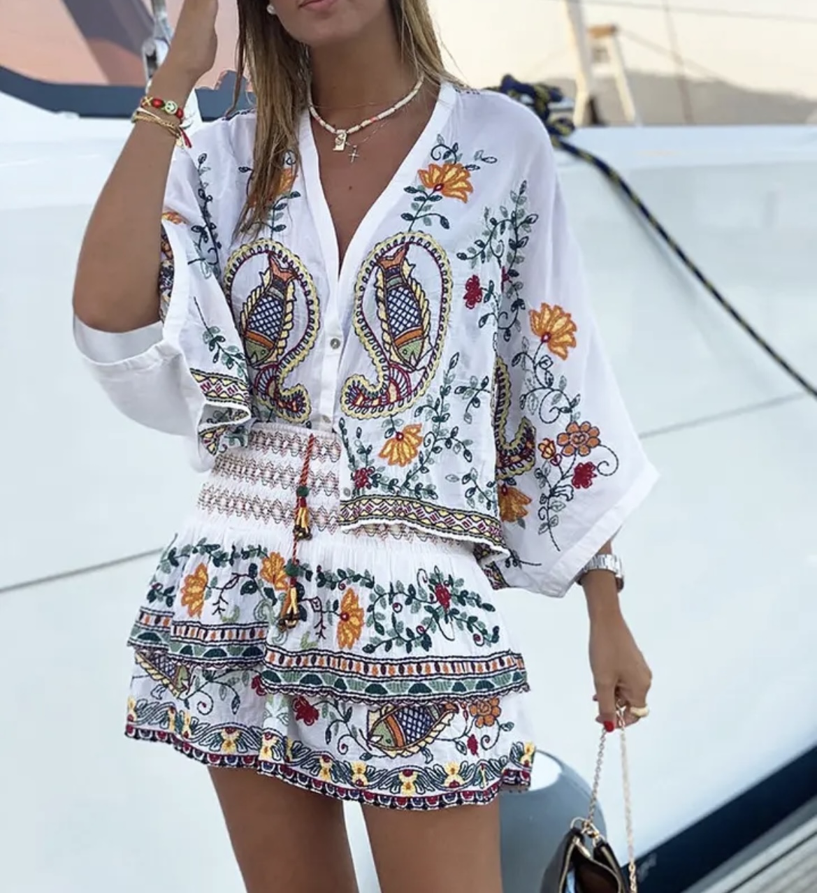 بلوزة نسائية فضفاضة برقبة على  - مراجعة Winter Clothing Types وسعره