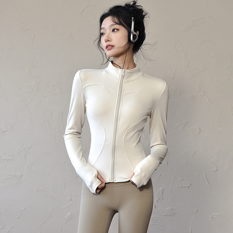 سترة رياضية طويلة الأكمام المر - مراجعة Winter Yoga Clothing وسعره