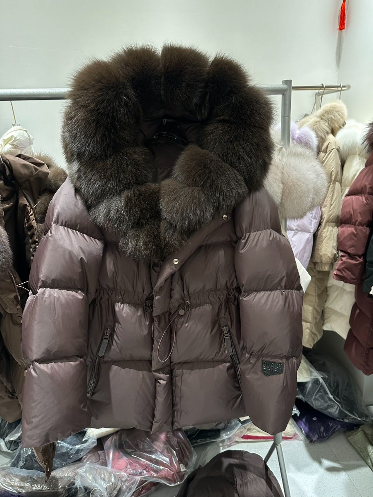 الواقع الفراء سترة المرأة أزيا - مراجعة Winter Clothing Store وسعره